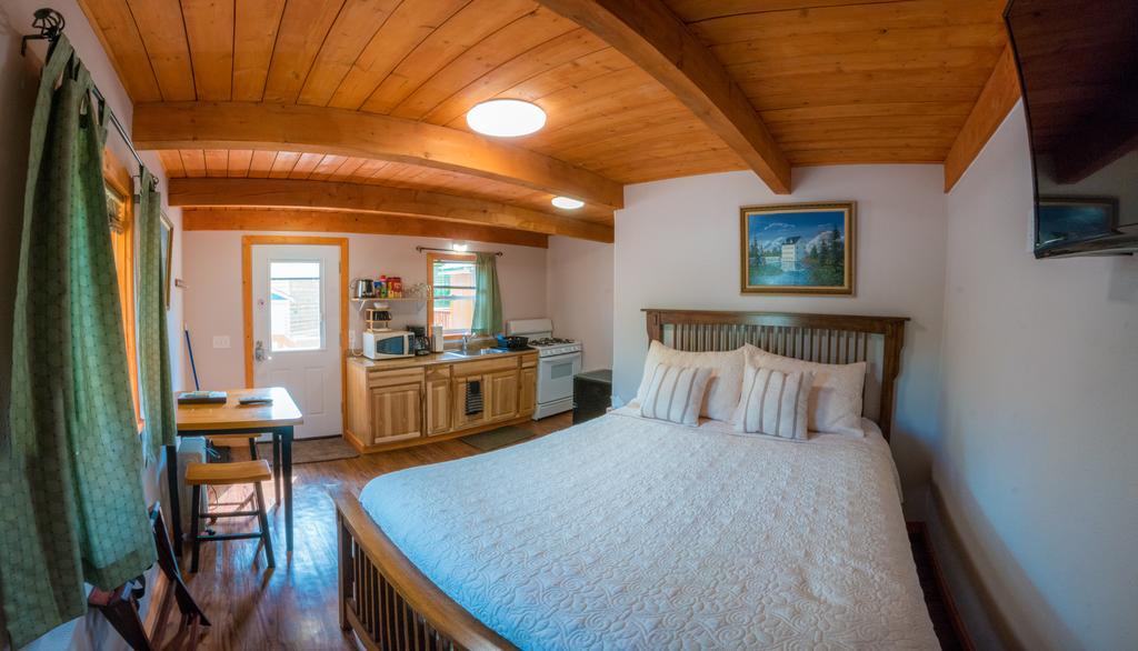 Talkeetna Love-Lee Cabins Hotel Exterior photo